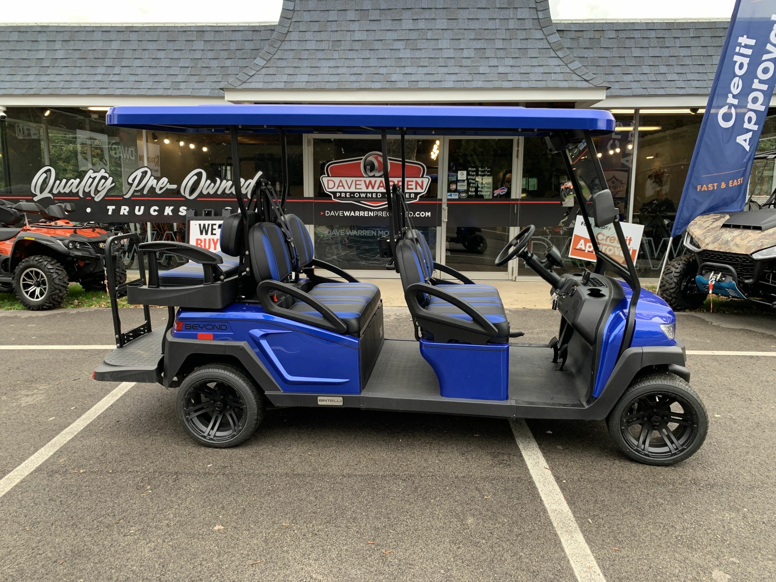 New 2023 Bintelli Beyond 6 Lithium Golf Cart